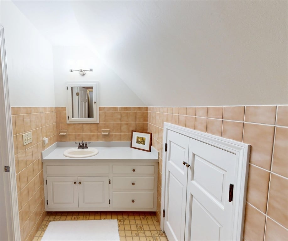 101 Plain Rd W Photo 26