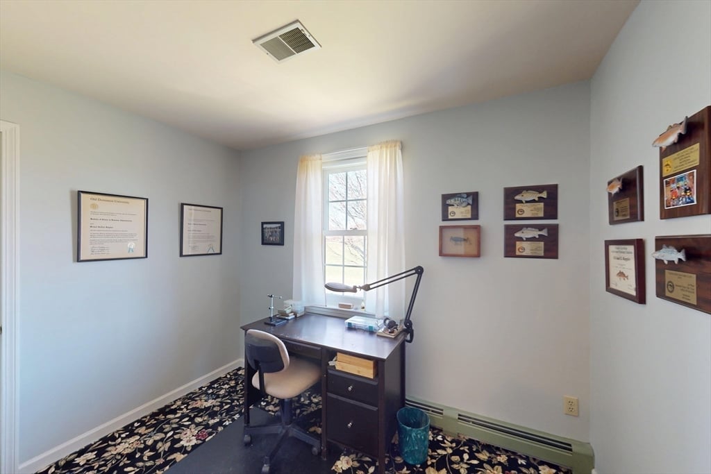 101 Plain Rd W Photo 22