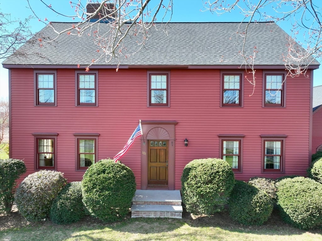 101 Plain Rd W Photo 2