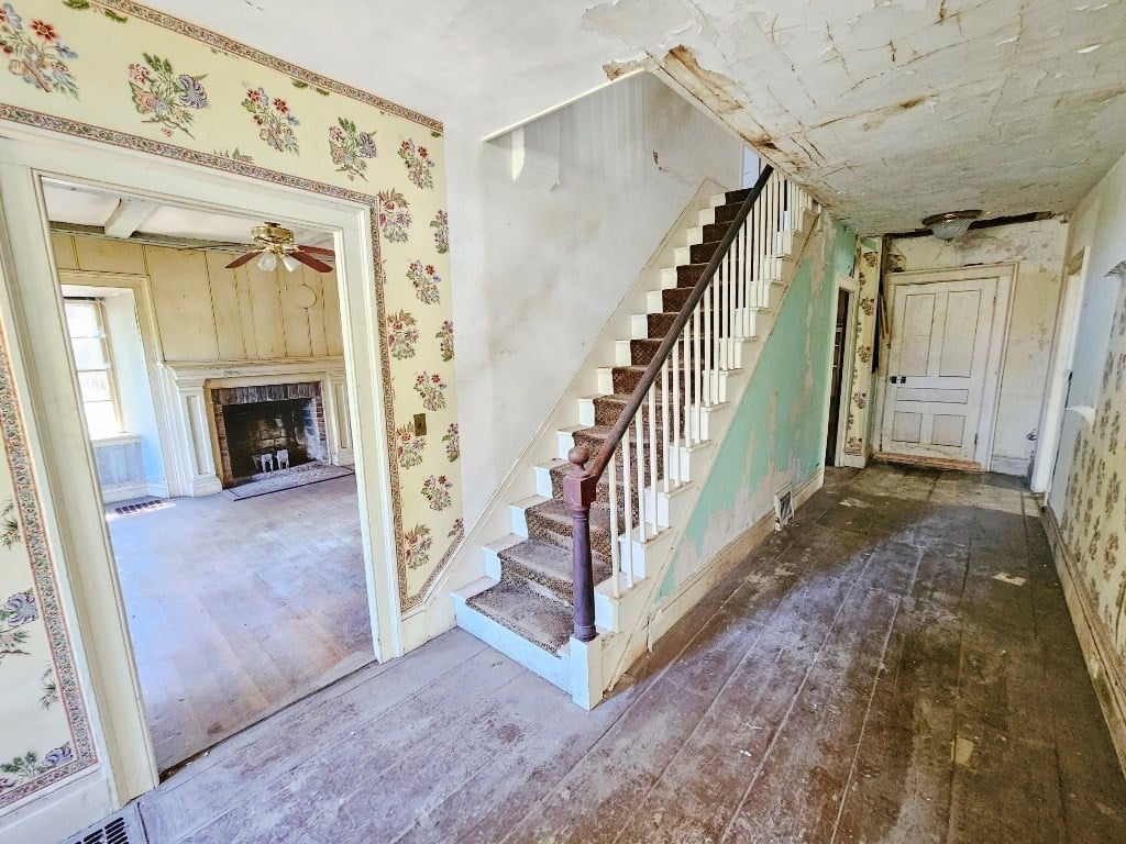 88 Stonehouse Rd Photo 3