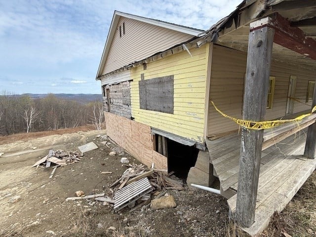 335 Mohawk Trail Photo 20