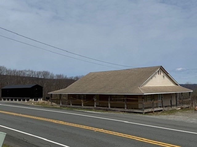335 Mohawk Trail Photo 16