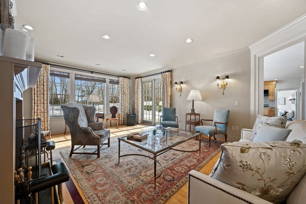 6 Eveningstar Drive Photo 8