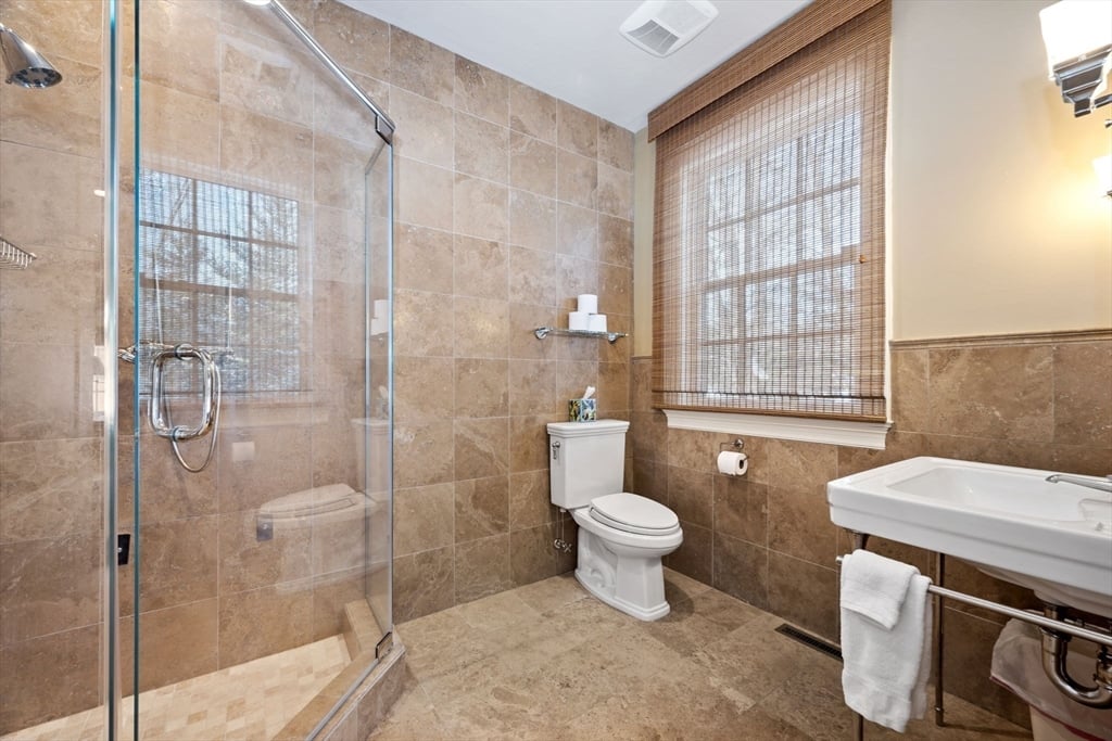6 Eveningstar Drive Photo 13