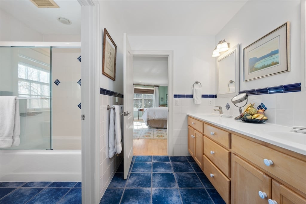 6 Eveningstar Drive Photo 28