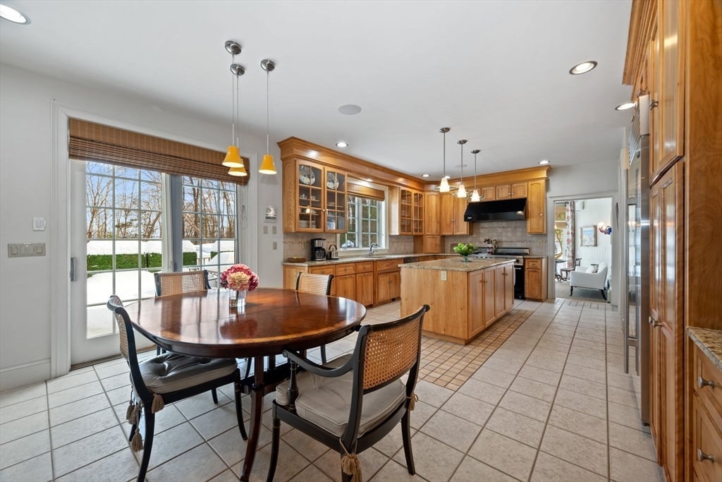 6 Eveningstar Drive Photo 9