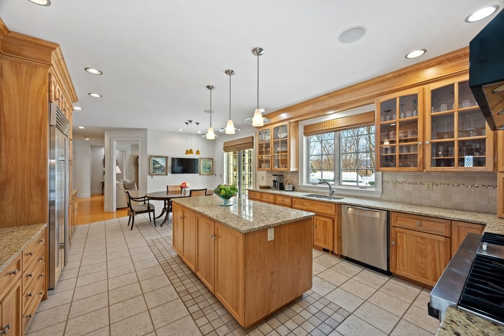 6 Eveningstar Drive Photo 11