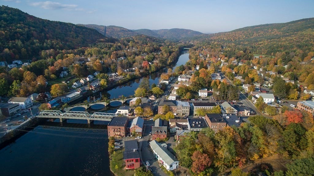 10 Deerfield Ave  #2 Photo 25