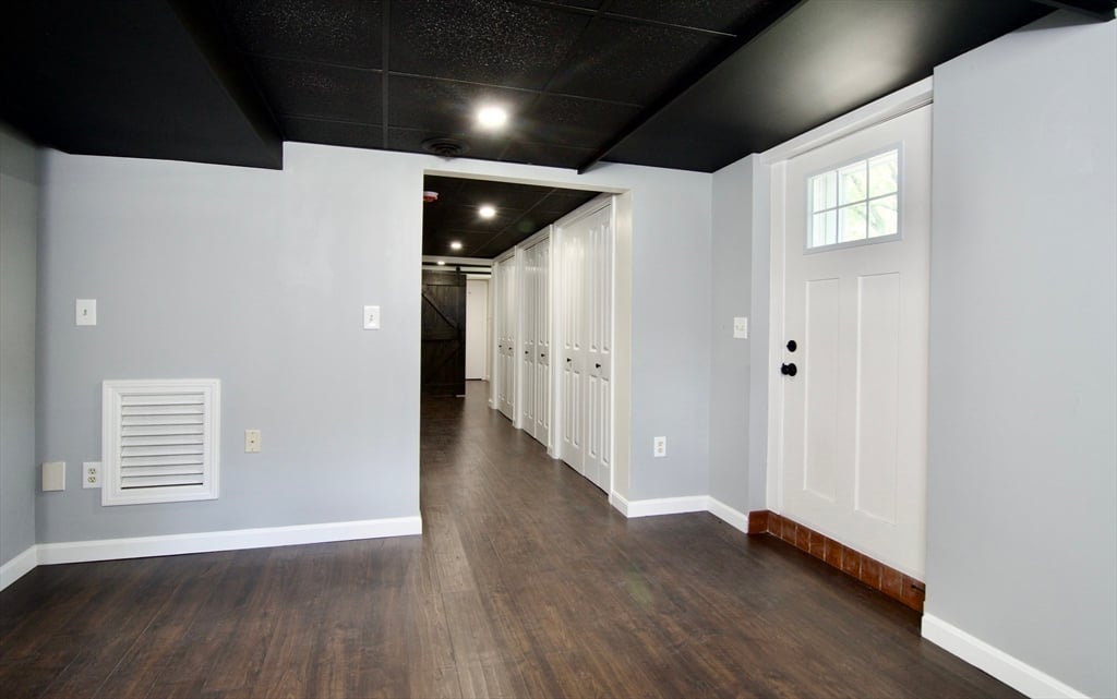 12 Dwight Street Photo 37