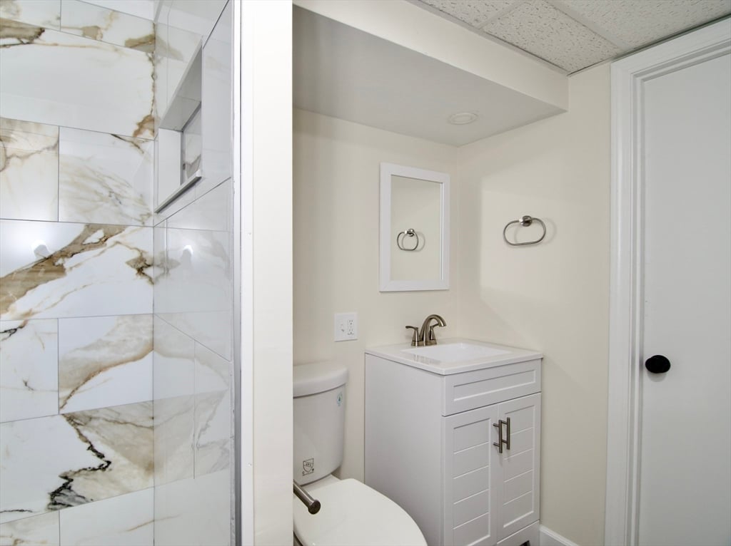 12 Dwight Street Photo 35