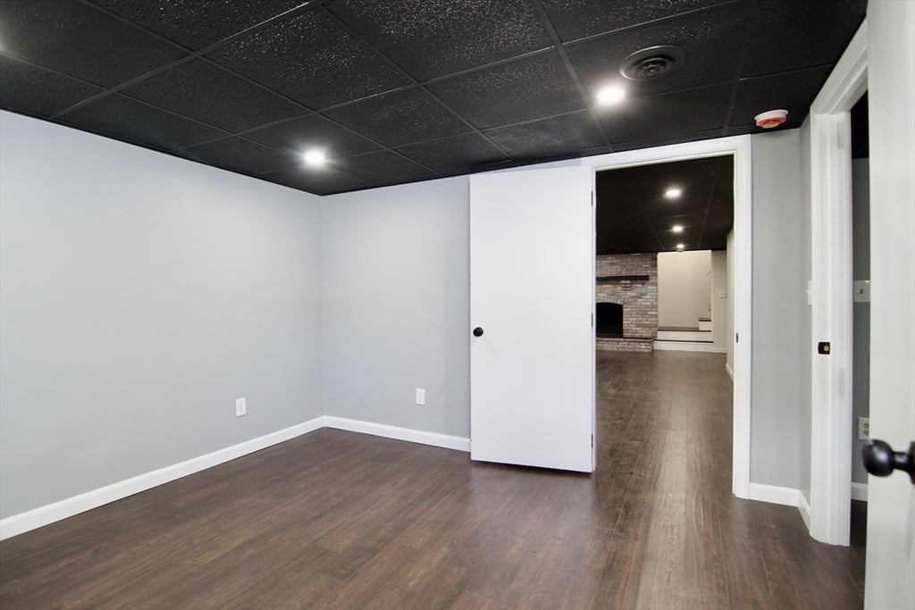 12 Dwight Street Photo 39