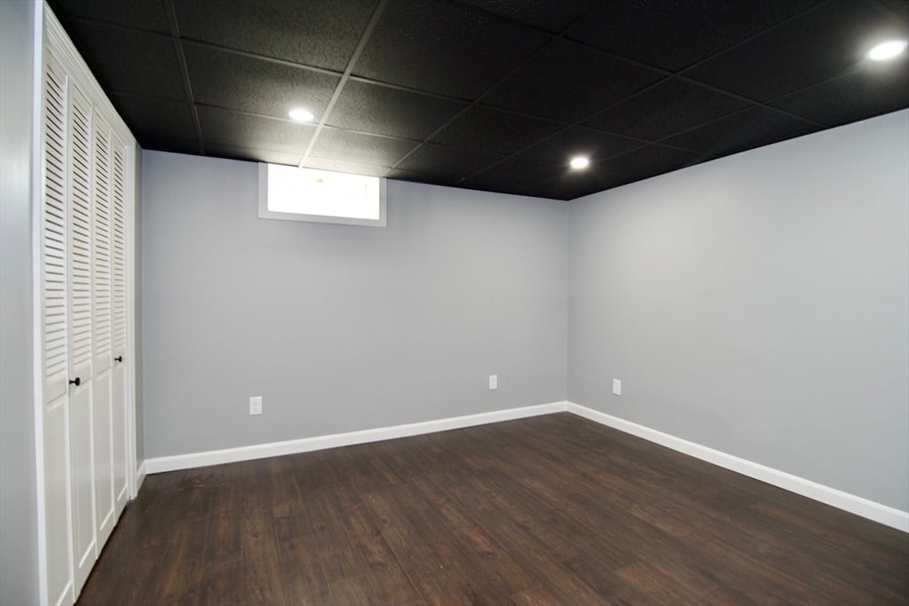 12 Dwight Street Photo 41