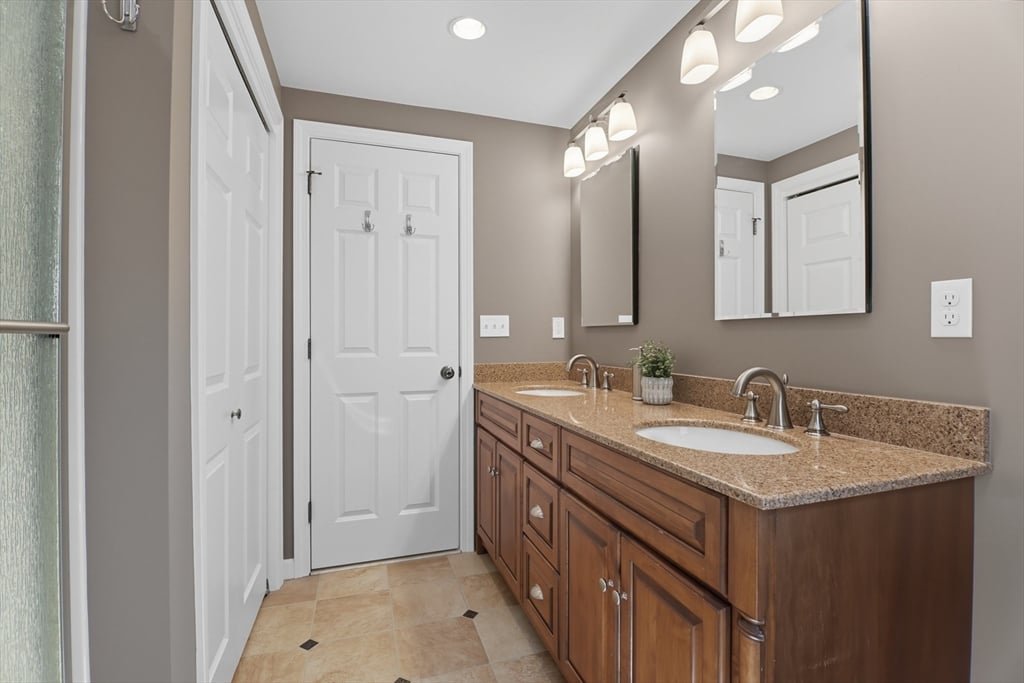 441 Inverness Lane Photo 23