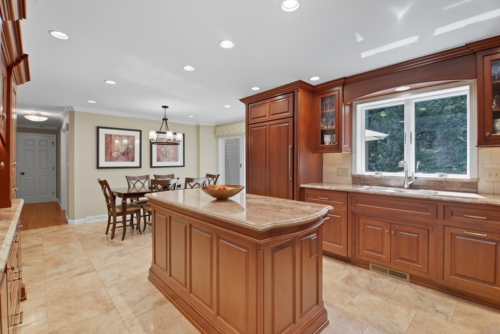 441 Inverness Lane Photo 3