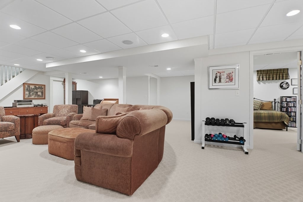 441 Inverness Lane Photo 33