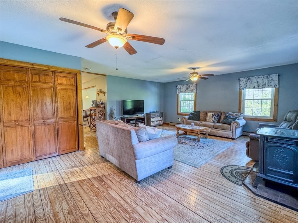 609 Gulf Road Photo 15