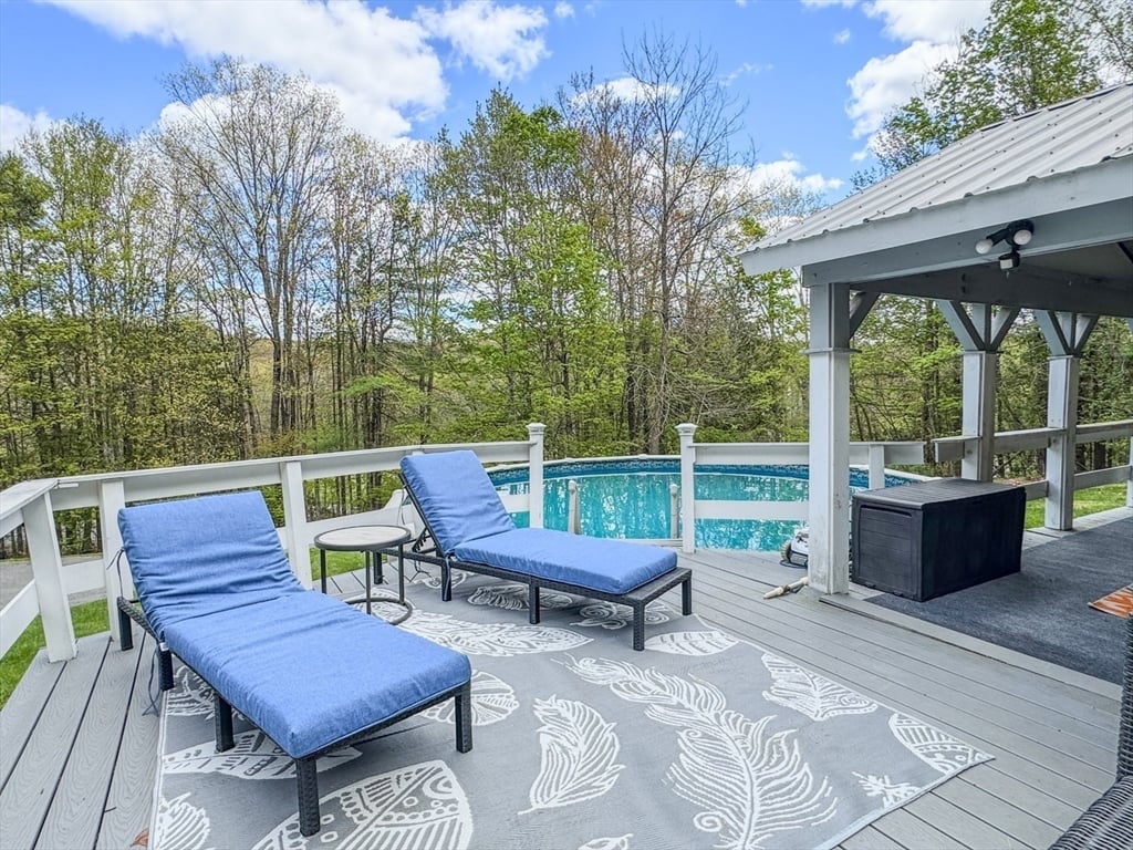 609 Gulf Road Photo 35