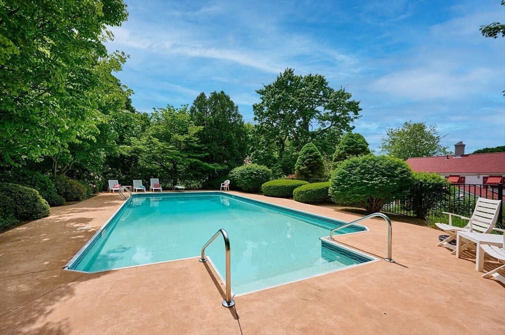 120 Hockanum Rd Photo 29