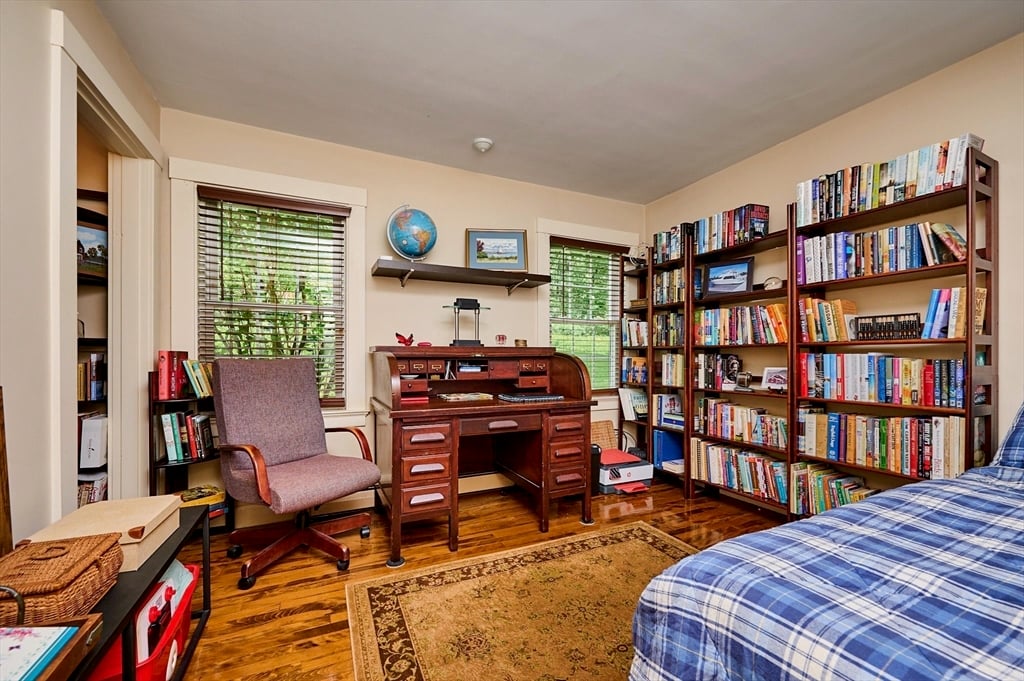 120 Hockanum Rd Photo 17