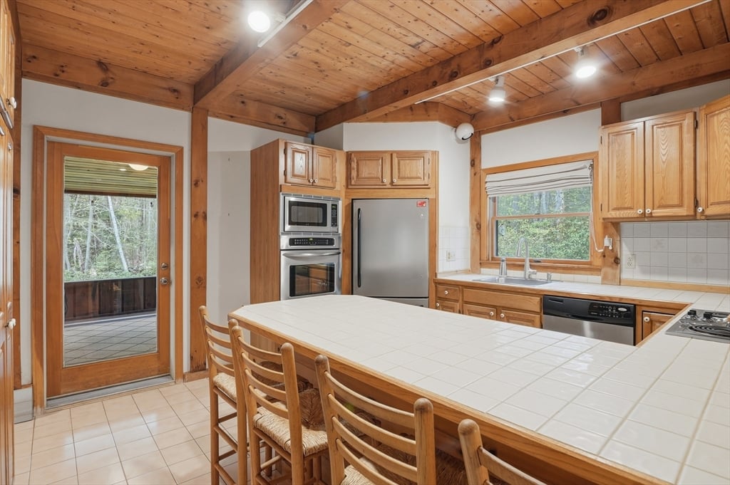135 Mallard Dr Photo 12