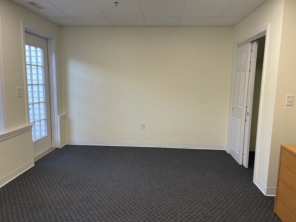 245 Russell St Photo 21