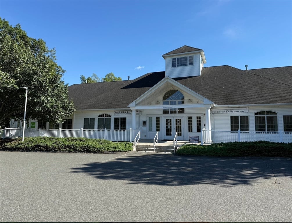 245 Russell St Photo 37