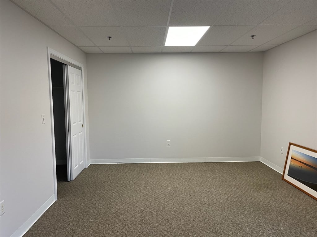 245 Russell St Photo 20