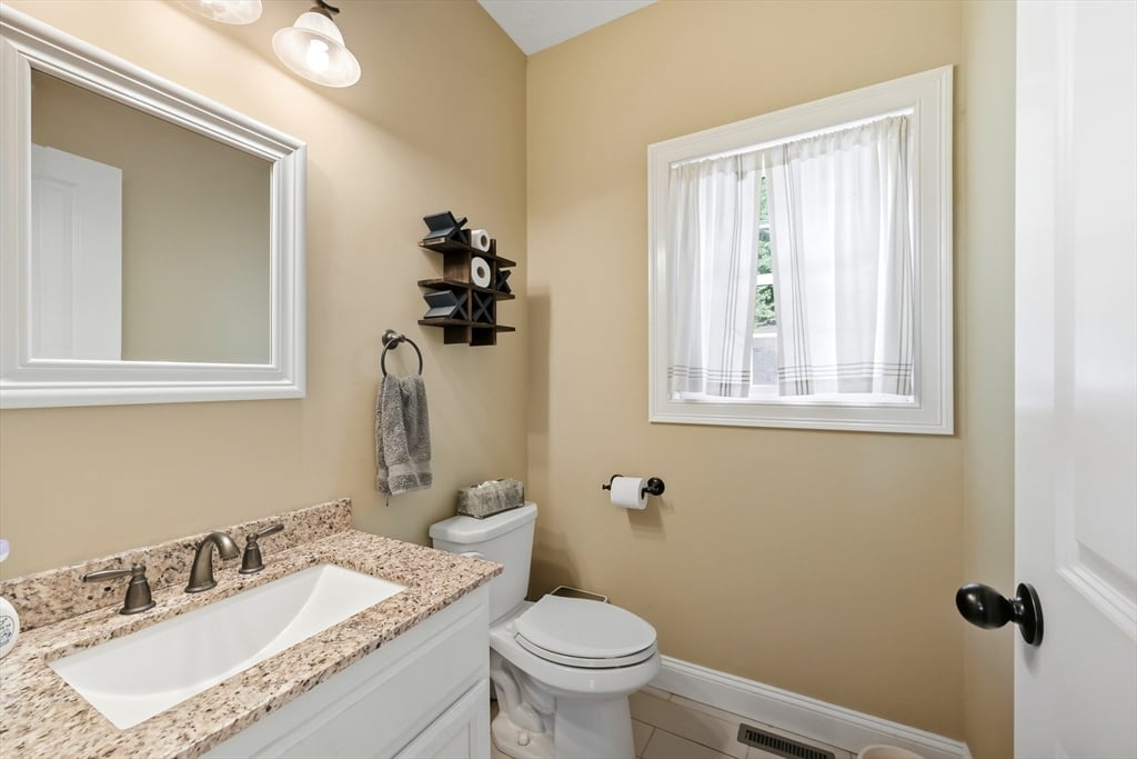 34 Bissonnette Cir Photo 13