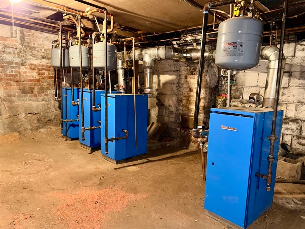 17 Adams St Photo 20