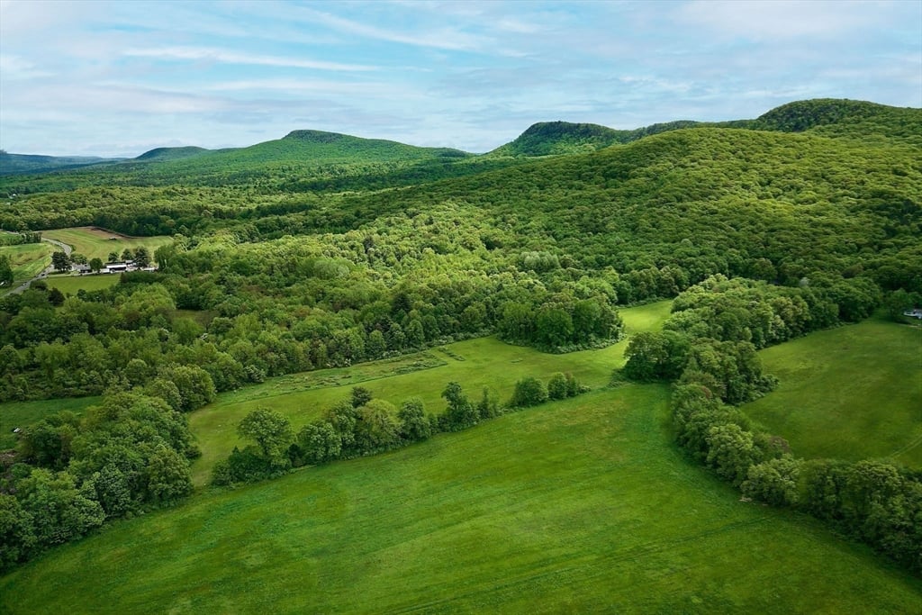 100 Chmura Road Photo 10