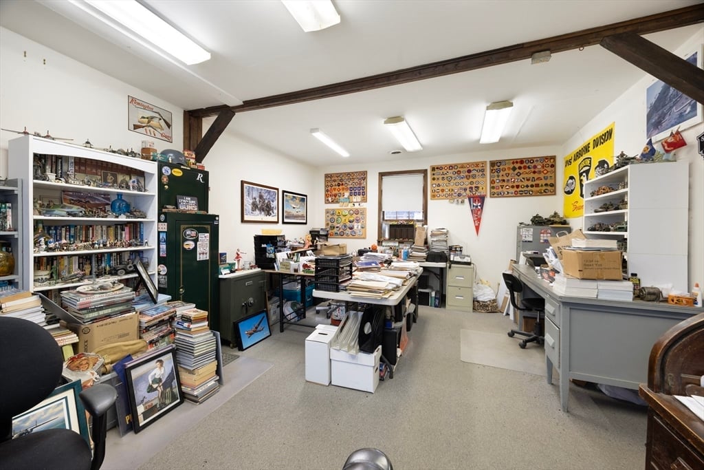 345 Greenfield Road Photo 25