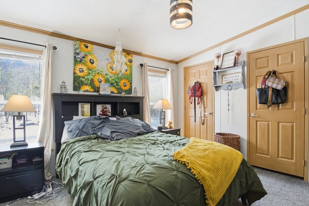 143 E Buckland Rd Photo 16