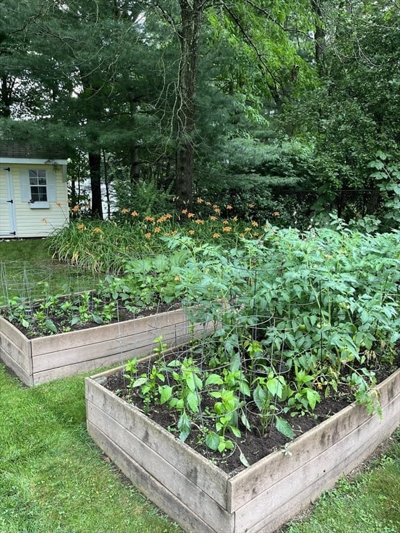 70 Salem Rd Photo 37