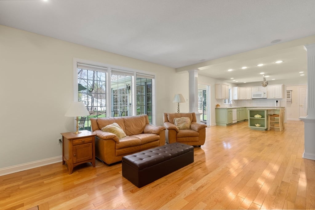 70 Salem Rd Photo 10