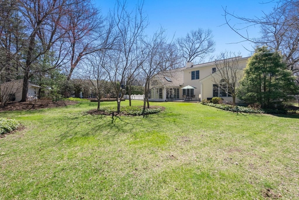 70 Salem Rd Photo 38