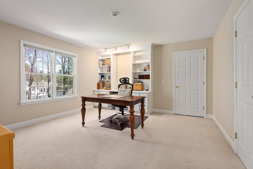 70 Salem Rd Photo 31