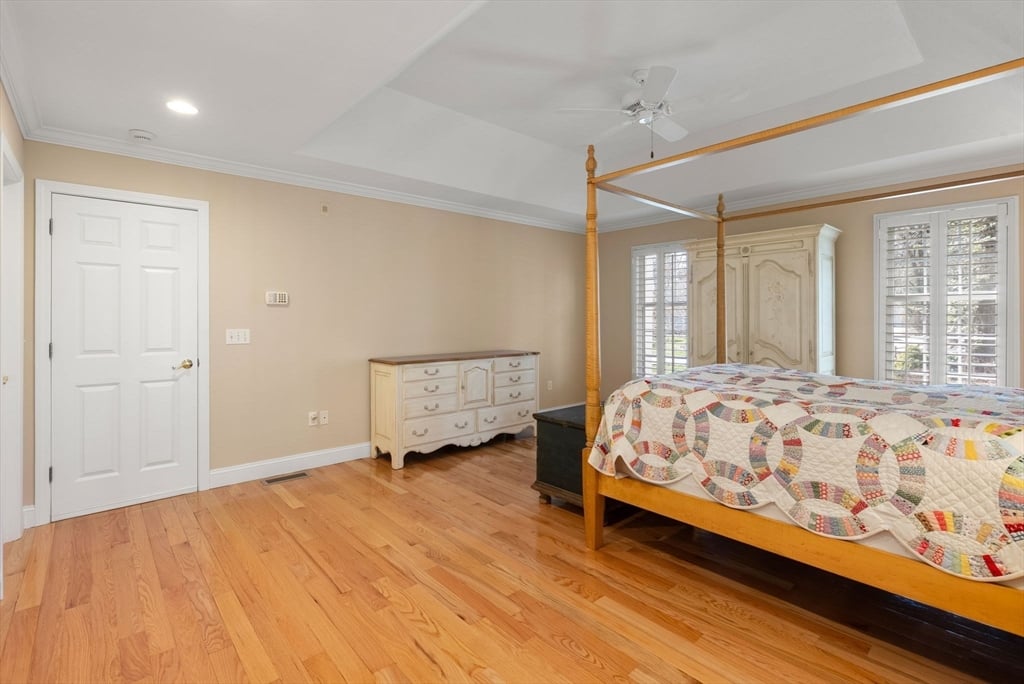 70 Salem Rd Photo 24