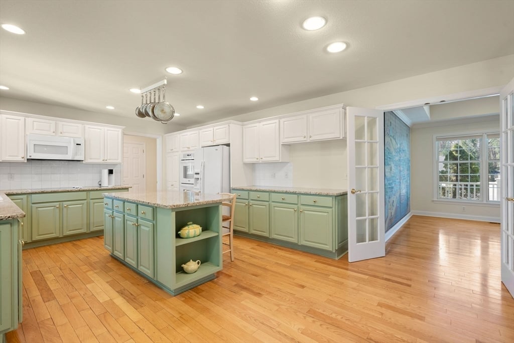 70 Salem Rd Photo 17