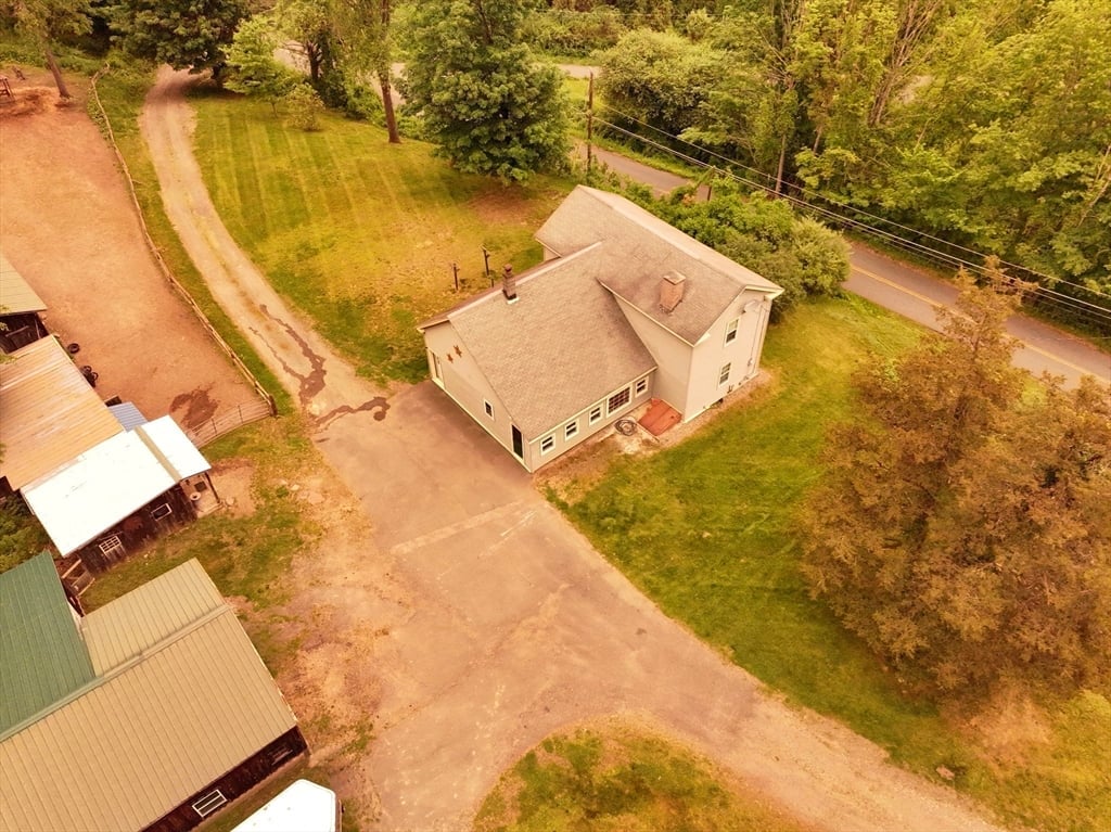 271 Lower Road Photo 11