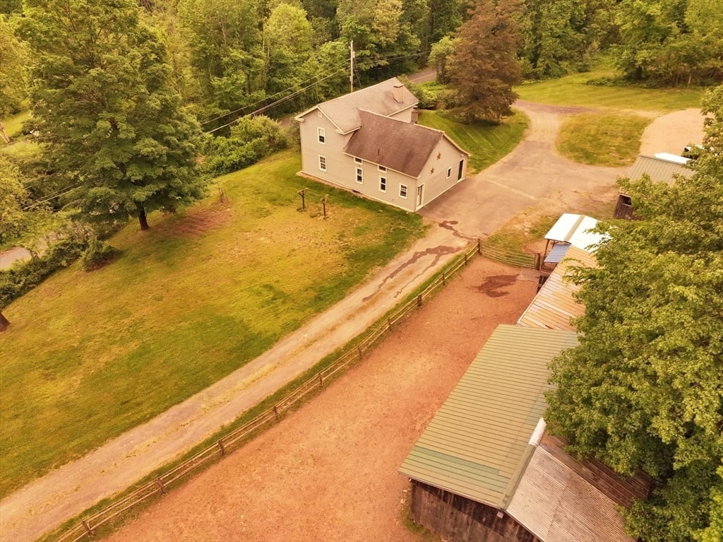 271 Lower Road Photo 12