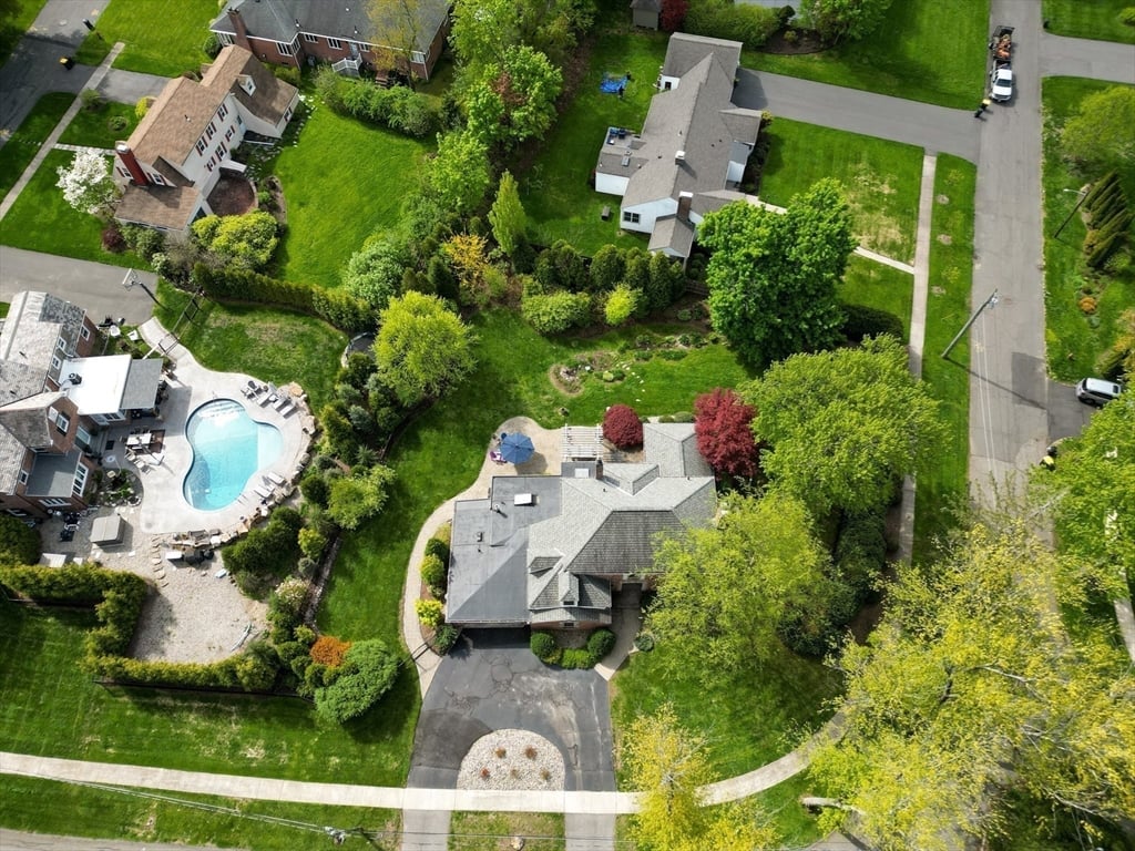 123 Englewood Road Photo 41