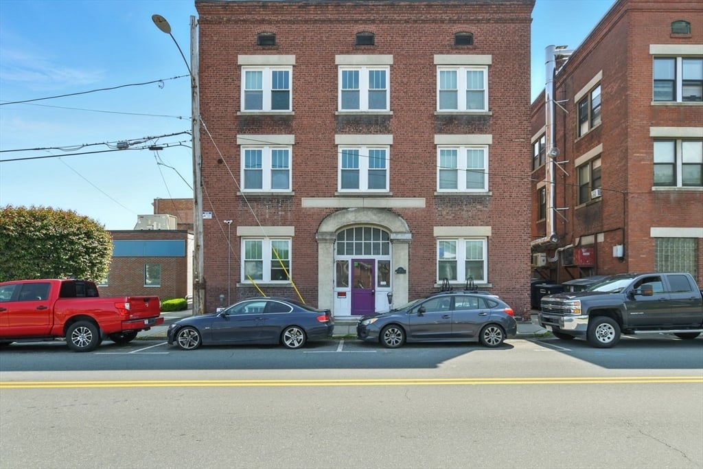 11 Conway St Photo 1