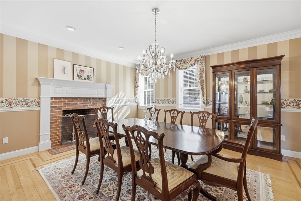 27 Summerfield Rd Photo 8