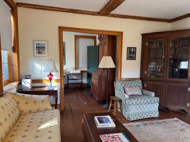 46 Maple St Photo 12