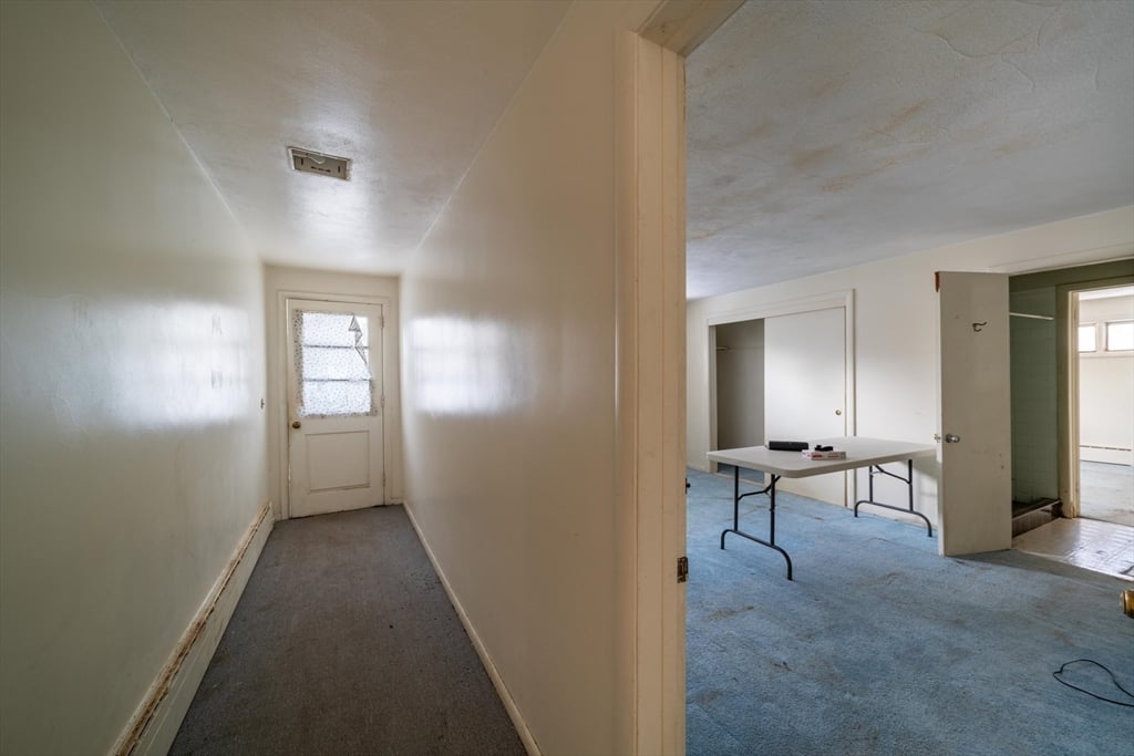 7 Christian Ln Photo 15