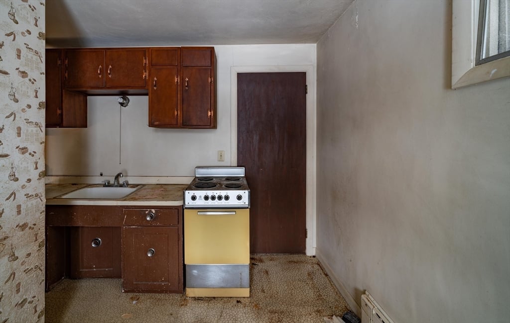 7 Christian Ln Photo 22