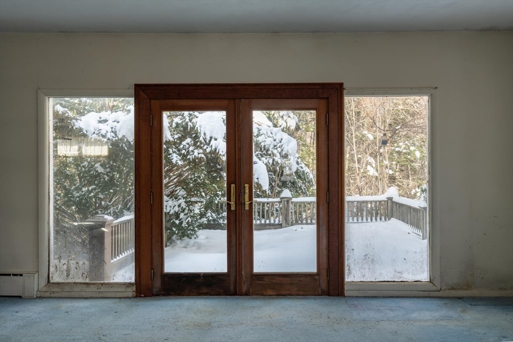 7 Christian Ln Photo 10