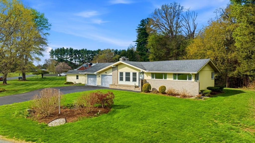 26 Gore Avenue Photo 1