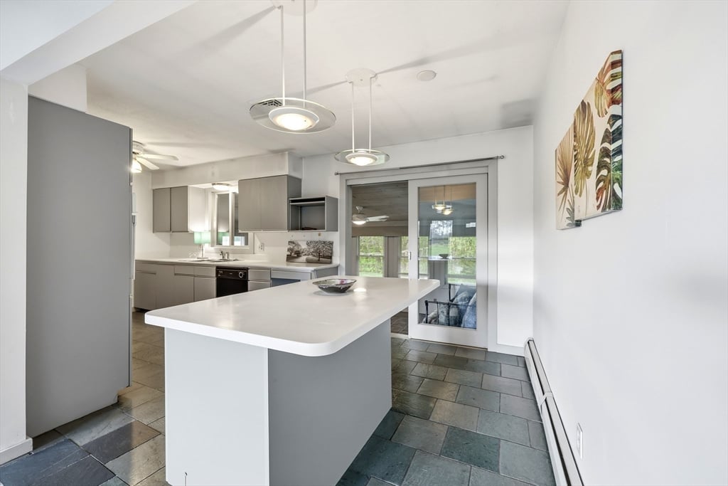 26 Gore Avenue Photo 12
