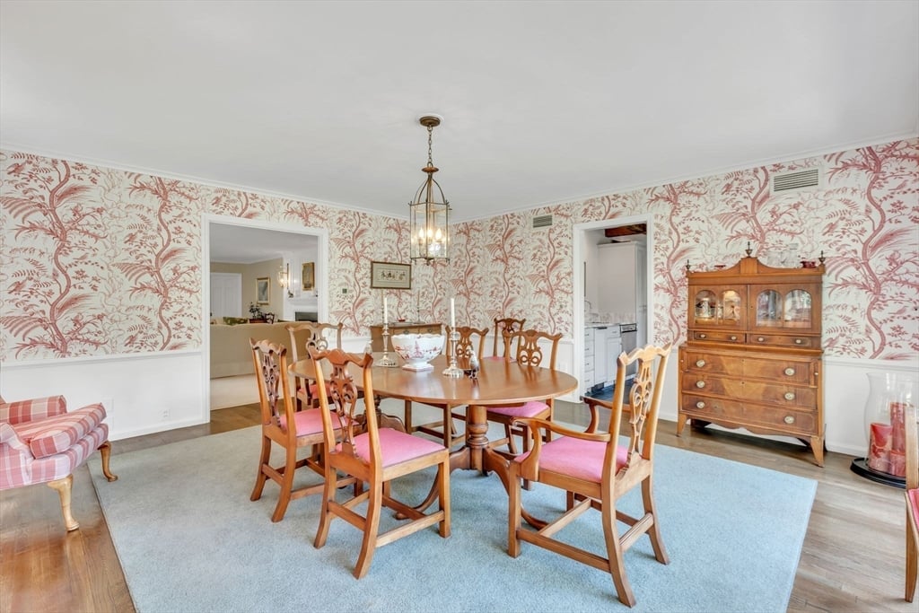 147 Shaker Road Photo 9